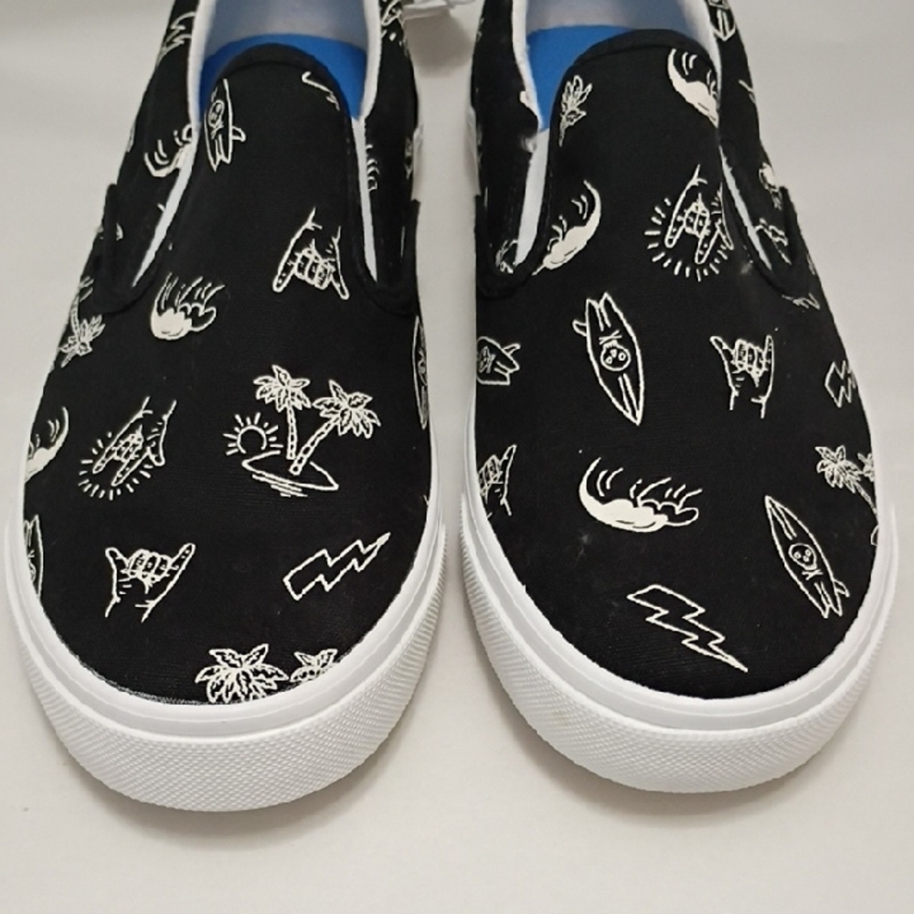Old Navy Black Slip-On Canvas  Sneakers